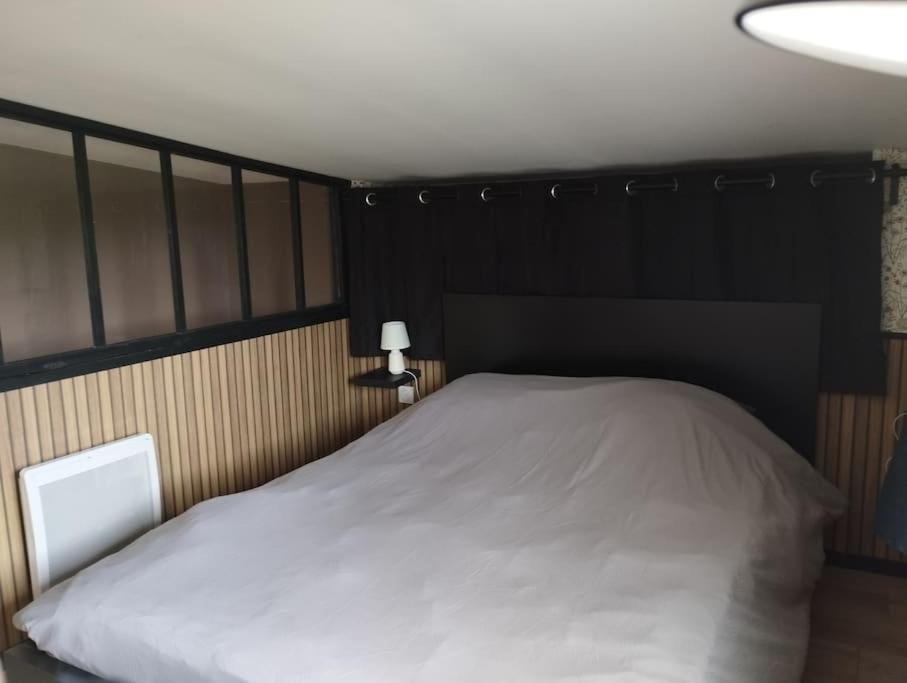 La Rose Du Bel Homme Apartment Rocroi Bagian luar foto